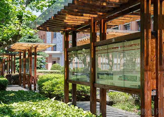 重庆渝西卫生学校宿舍环境怎么样,食堂环境怎么样