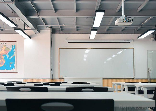 重庆机械电子技师学院有园林技术专业吗